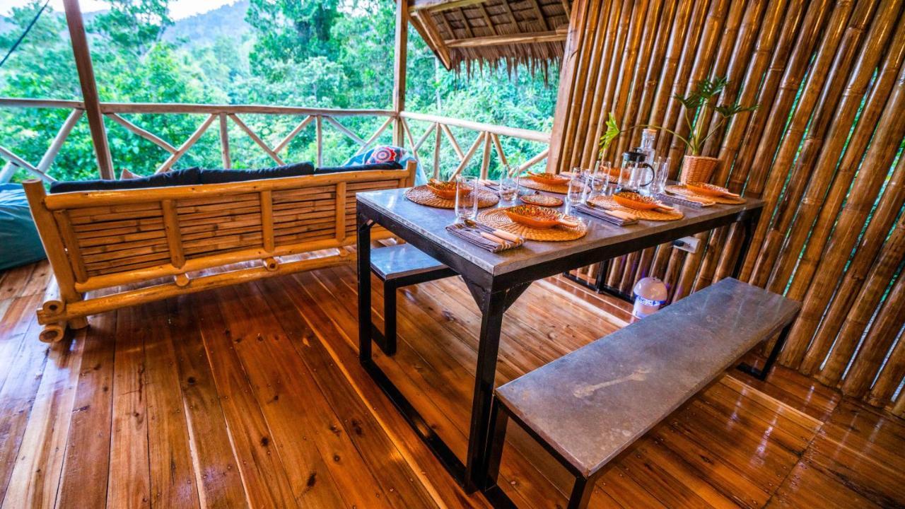 Barya Lang Villa- Native Villa With Jeepney Room El Nido Eksteriør bilde