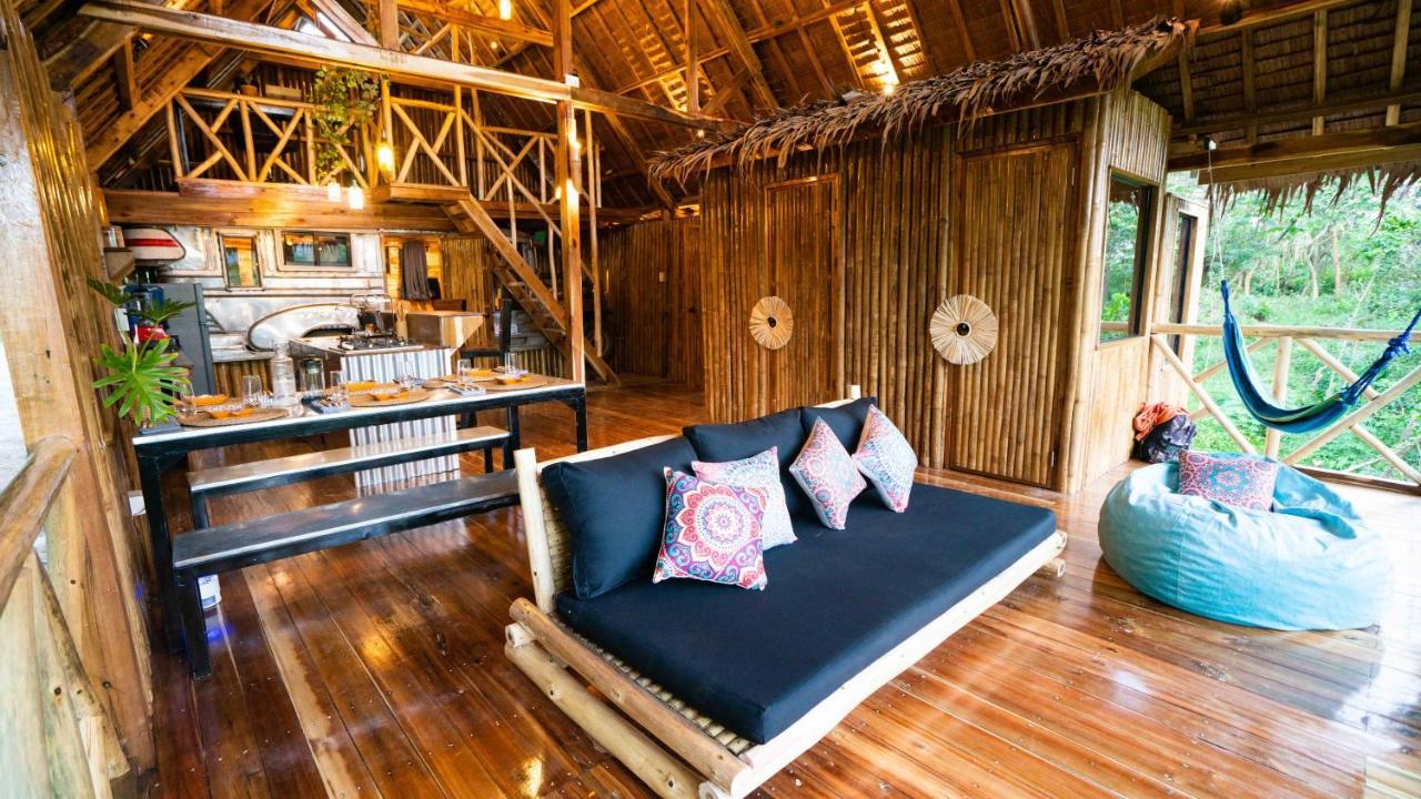 Barya Lang Villa- Native Villa With Jeepney Room El Nido Eksteriør bilde